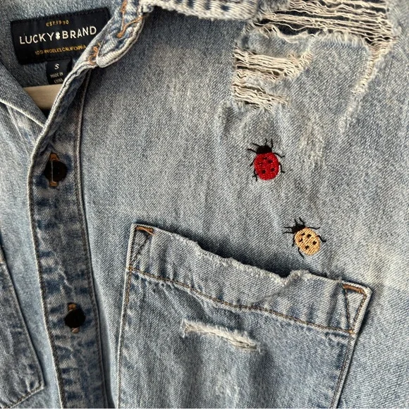 Lucky Brand Distressed Denim Shirt  Embroidery Bugs - Picture 3 of 9